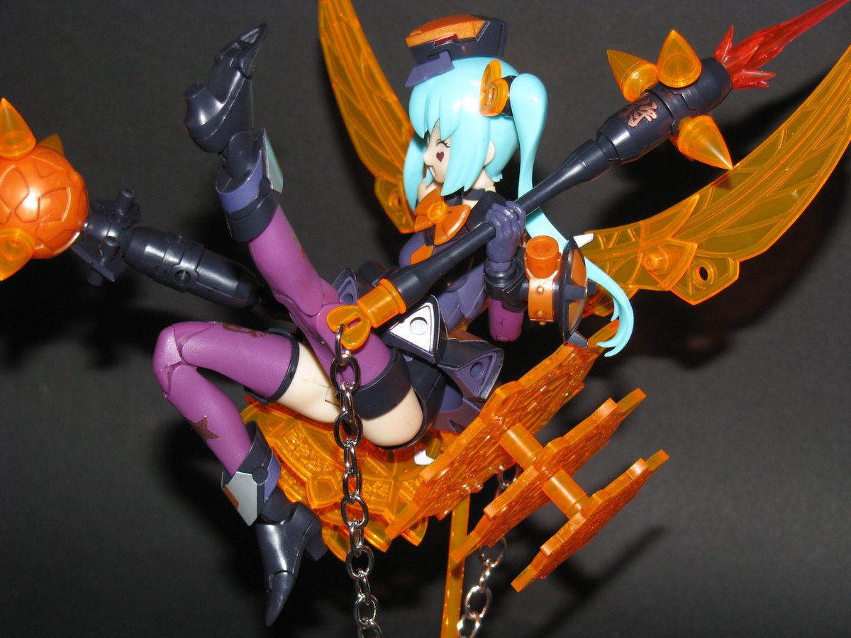 LittleMecha's tweet photo. Megami Device - Chaos & Pretty Magical Girl Darkness
#megamidevice #kotobukiya #plamo #magicalgirl #コトブキヤ #壽屋 #メガミデバイス #polishbuilder #plamo #plastickit #plasticmodel #plasticmodelkit #plasticmodelkits #modelkit #plamocommunity #plamobuilder https://t.co/c4SgFN1XoA