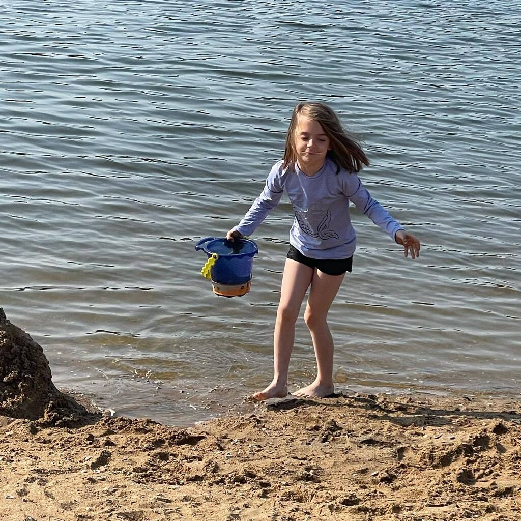 We found a beach! instagr.am/p/CsezpL3LRsm/