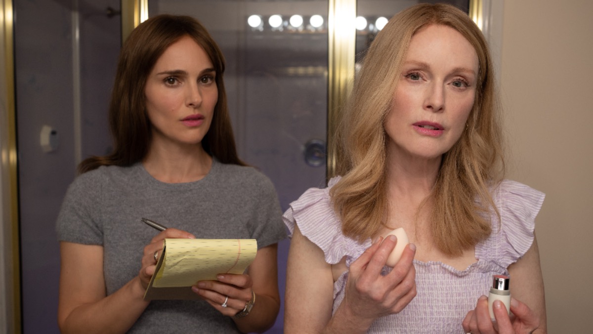 davidehrlich's tweet photo. MAY DECEMBER: honestly the best movie that premiered at #Cannes2023 today might just be Todd Haynes'  tabloid melodrama about Natalie Portman studying to become Julianne Moore. a heartbreakingly sincere piece of high camp. and so funny.

my review: https://t.co/rYf13qgPeV https://t.co/0HkCY5STGa