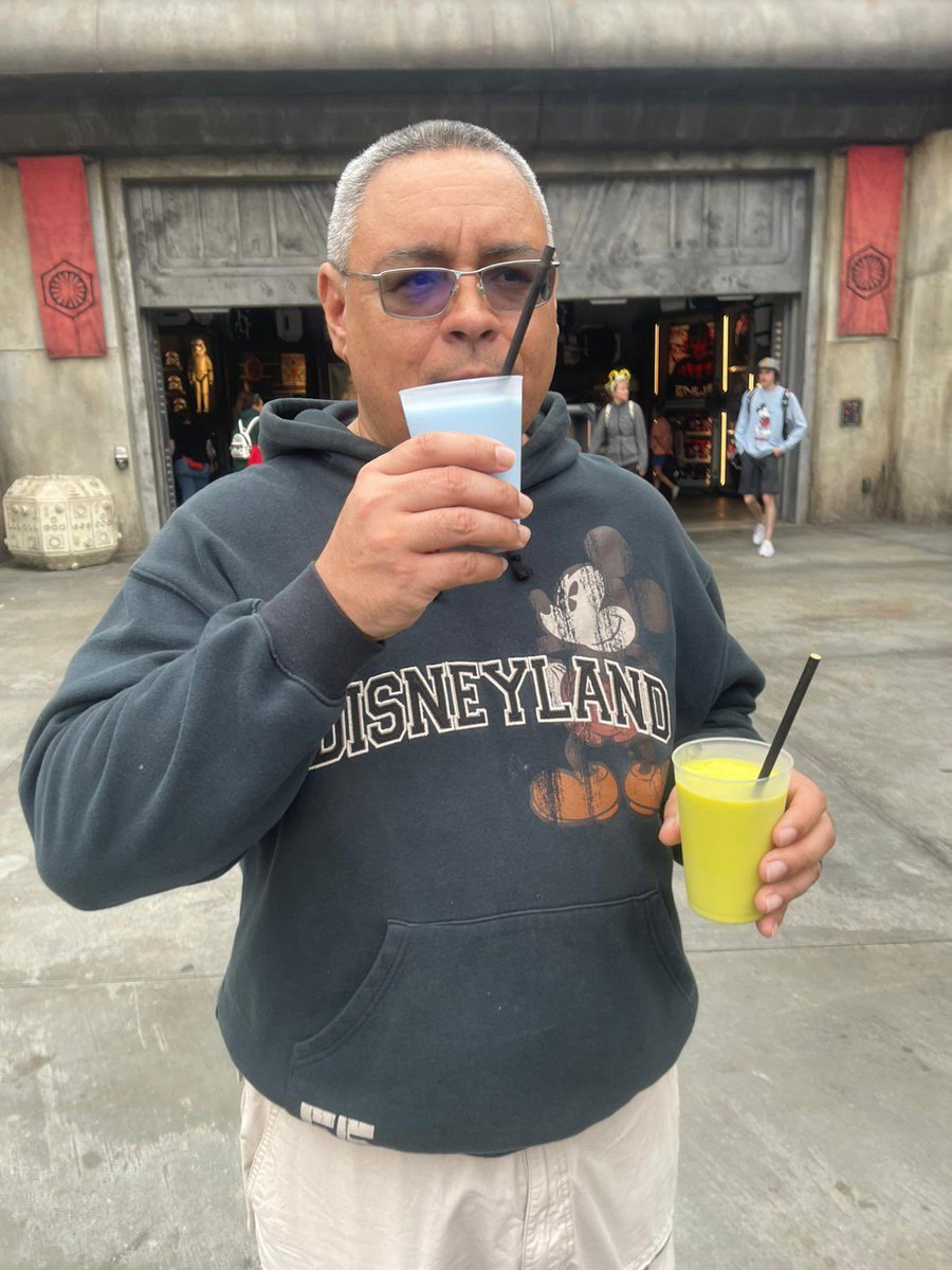 moisdude's tweet image. Blue or Green…? 🤔
Rise Resistance…. 
Rise! 😊