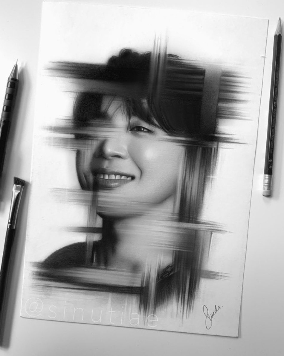 sinutiae's tweet image. like he’s a prince ✨ #jimin