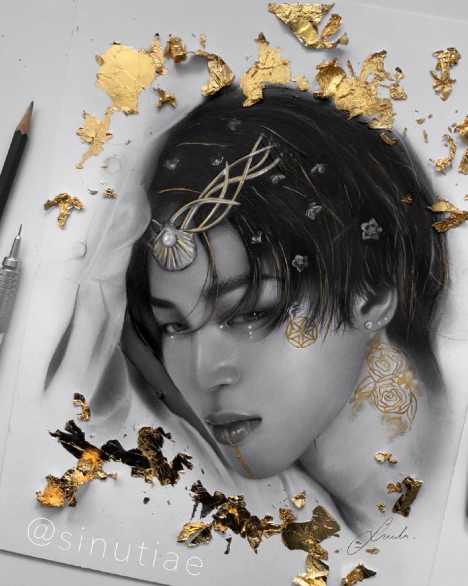 sinutiae's tweet image. like he’s a prince ✨ #jimin