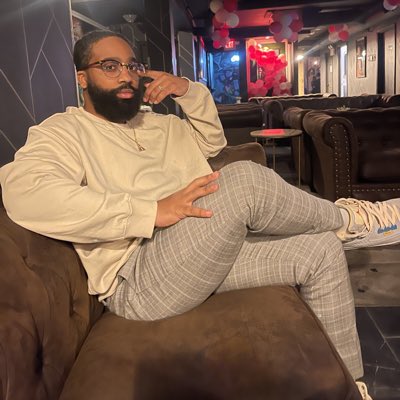 Still2Smooth's tweet photo. #NewProfilePic https://t.co/q4dQzpMq5S