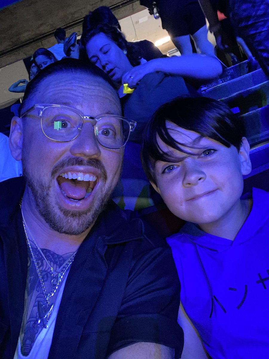 uncle Arch tweet media