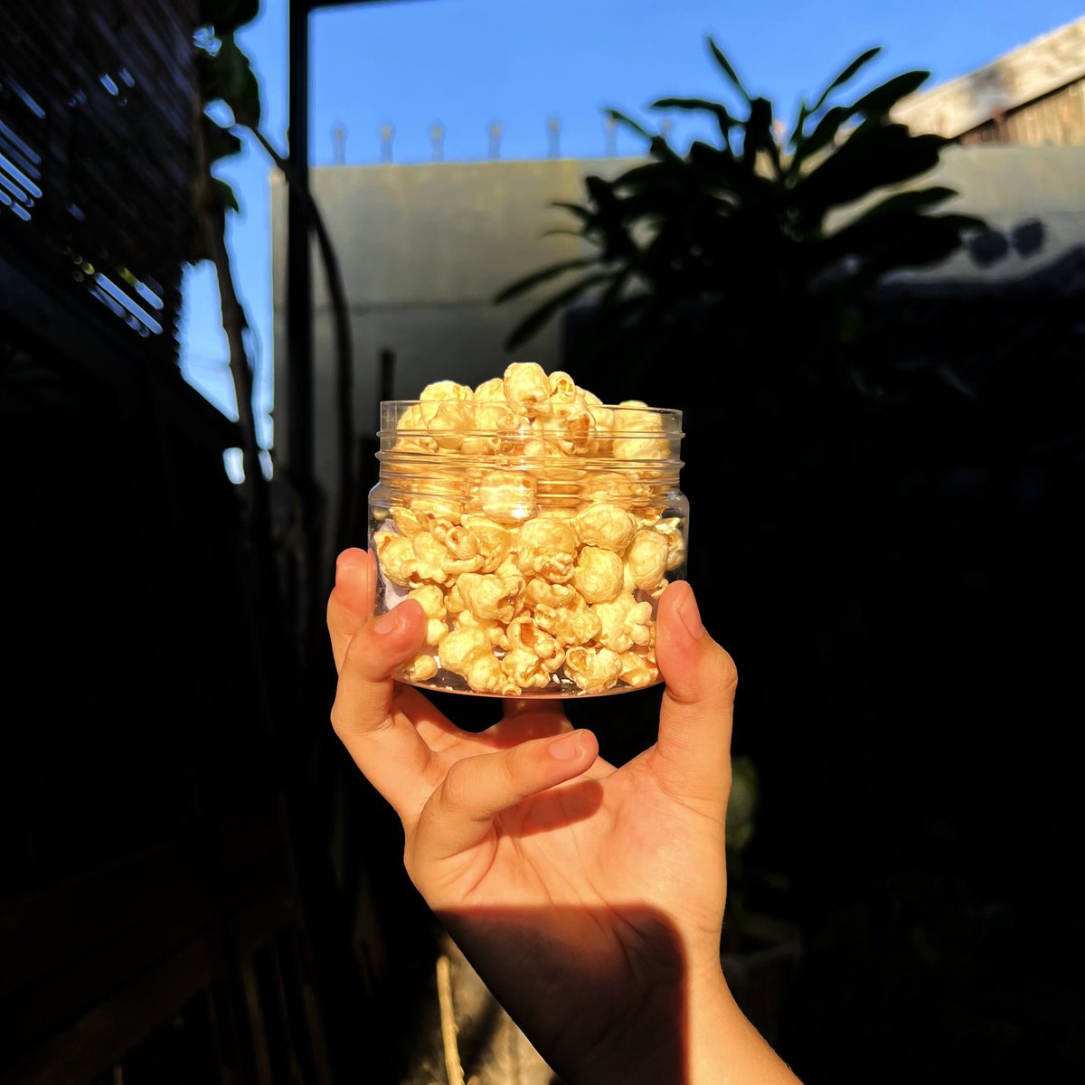 alsoilun's tweet photo. Bingung sih awalnya kenapa anak ikom malah tugas jadi food photography wkk https://t.co/JFRdoSo3Q4