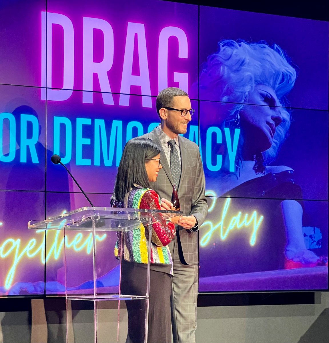 LWVSF's tweet photo. League of Women Voters San Francisco President @alisonhgoh honors Senator @Scott_Wiener with the Drag for Democracy Advancing Access Award at this year’s Drag for Democracy https://t.co/MG8uF2ODAX https://t.co/xXC8RSicyt