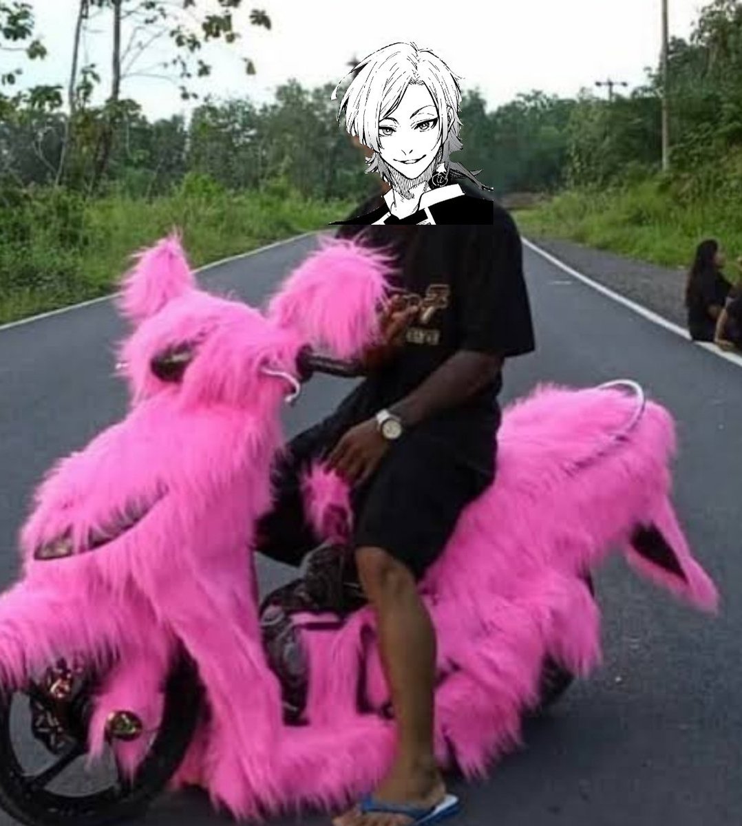 narachive's tweet image. Kaiser dan motor anggoranya, mff dekil