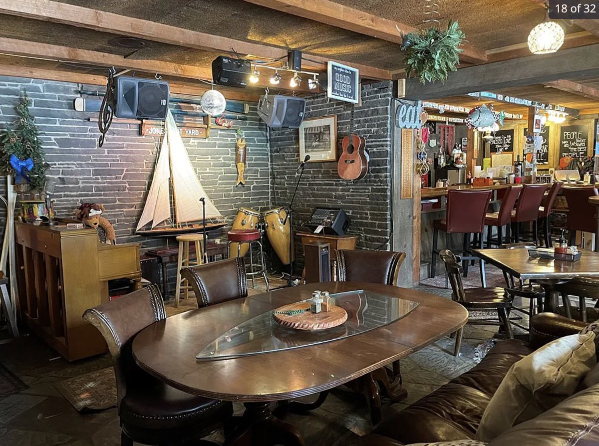 Steven Dennis on Twitter "2.389M buys a 14,000 sf lodge and bar in