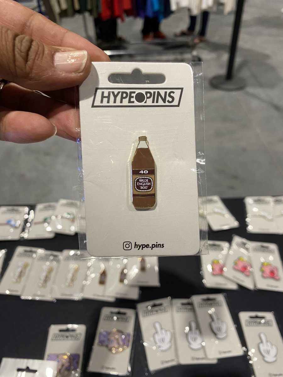 nicknack7827's tweet image. Some cool stuff at Patches and Pins Expo today! #patchesandpins #vintagepalooza