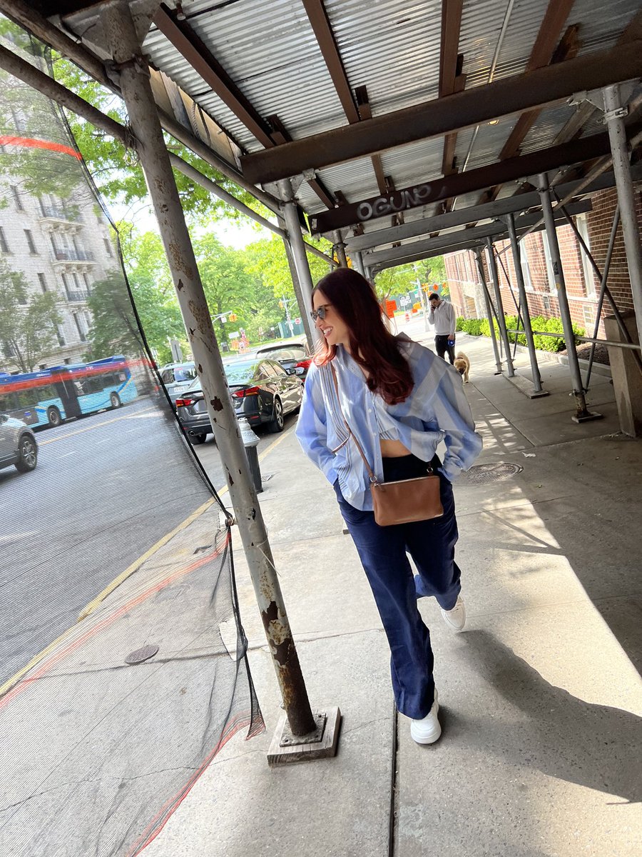 wordslikerad's tweet image. Me and @foundfacade and @cityandcolour in NYC. 

Eating dumplings and spotting Dallas walking by was dope, the show… incredible