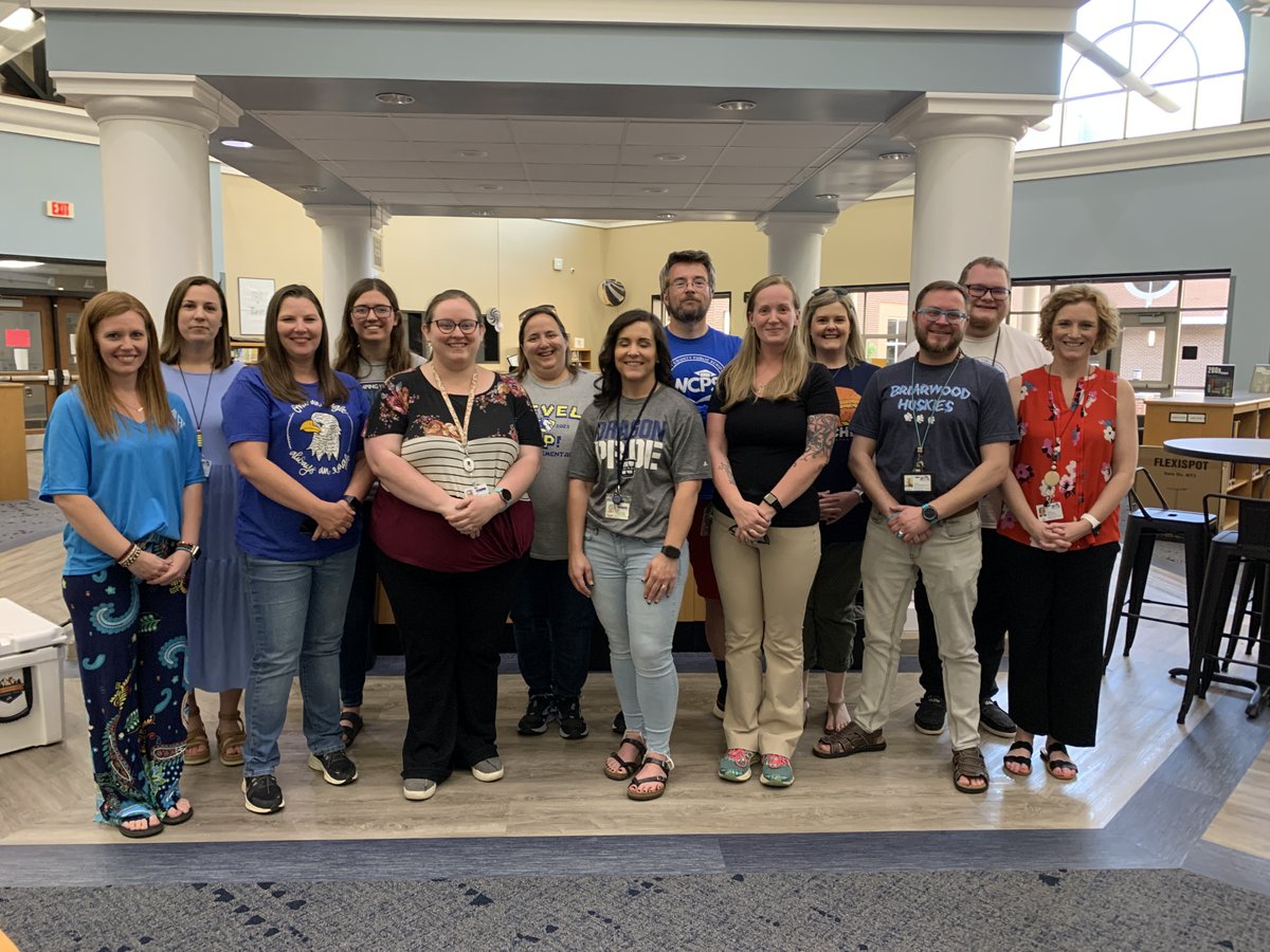 Congratulations to our 2023 EdTech Ambassadors! The Instructional Tech Team surprised each of them at their schools and they gathered to meet each other last week! #PreschooltoProfession #BigDistrictBigOpportunities