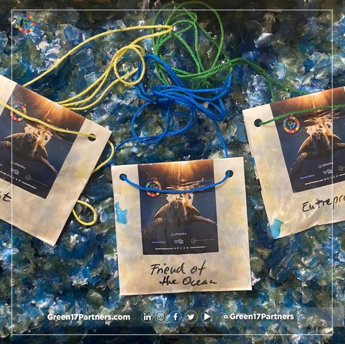 Thank you to Katya and <a href="/saatgutkonfetti/">Saatgutkonfetti BBS aka seedconfetti</a> for sharing your brilliant confetti! It protects and supports regional biodiversity, using seeds, not plastic to create confetti! #Saatgutkonfetti chooses plants that are good for bees and butterflies as well!

 #YesWeCan #BiodiversityDay