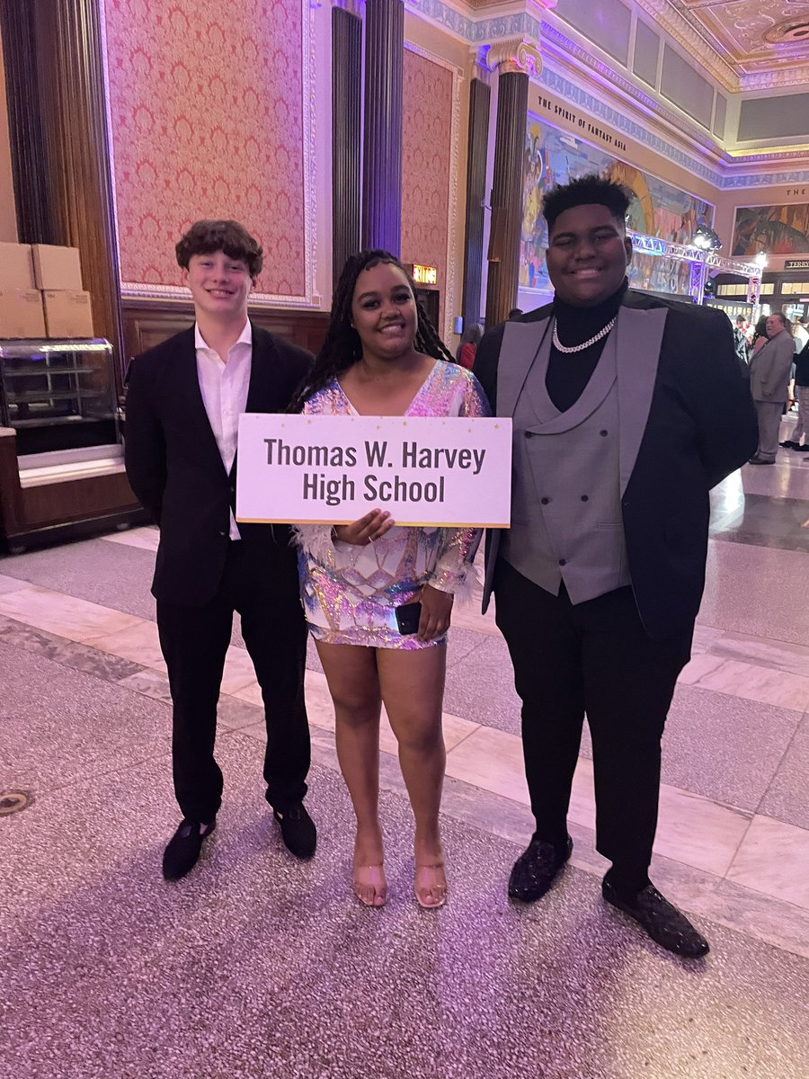 Repping Harvey tonight at Playhouse Square! Levi, Morgan and Zhavie left it all in the stage tonight!