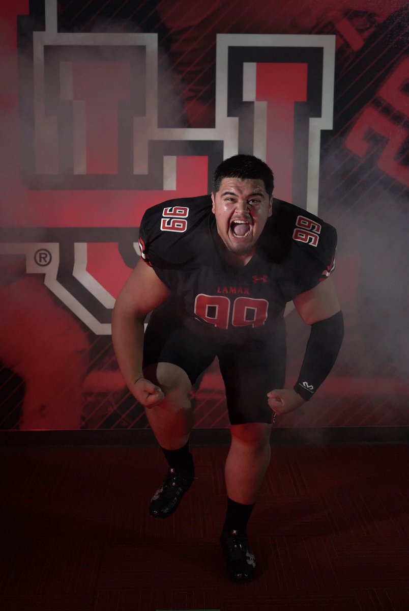 Josephperez5524's tweet photo. After a great visit and conversations with @CoachRossomando @_CoachZo_ @CoachDrewChrist @CoachSpo_ I’m extremely blessed and honored to receive my first D1 scholarship to Lamar University @CoachG_FRC @CoachMelly_FRC @BAMADLCRAZY @FRC_FOOTBALL https://t.co/Lx1BPsqMy6