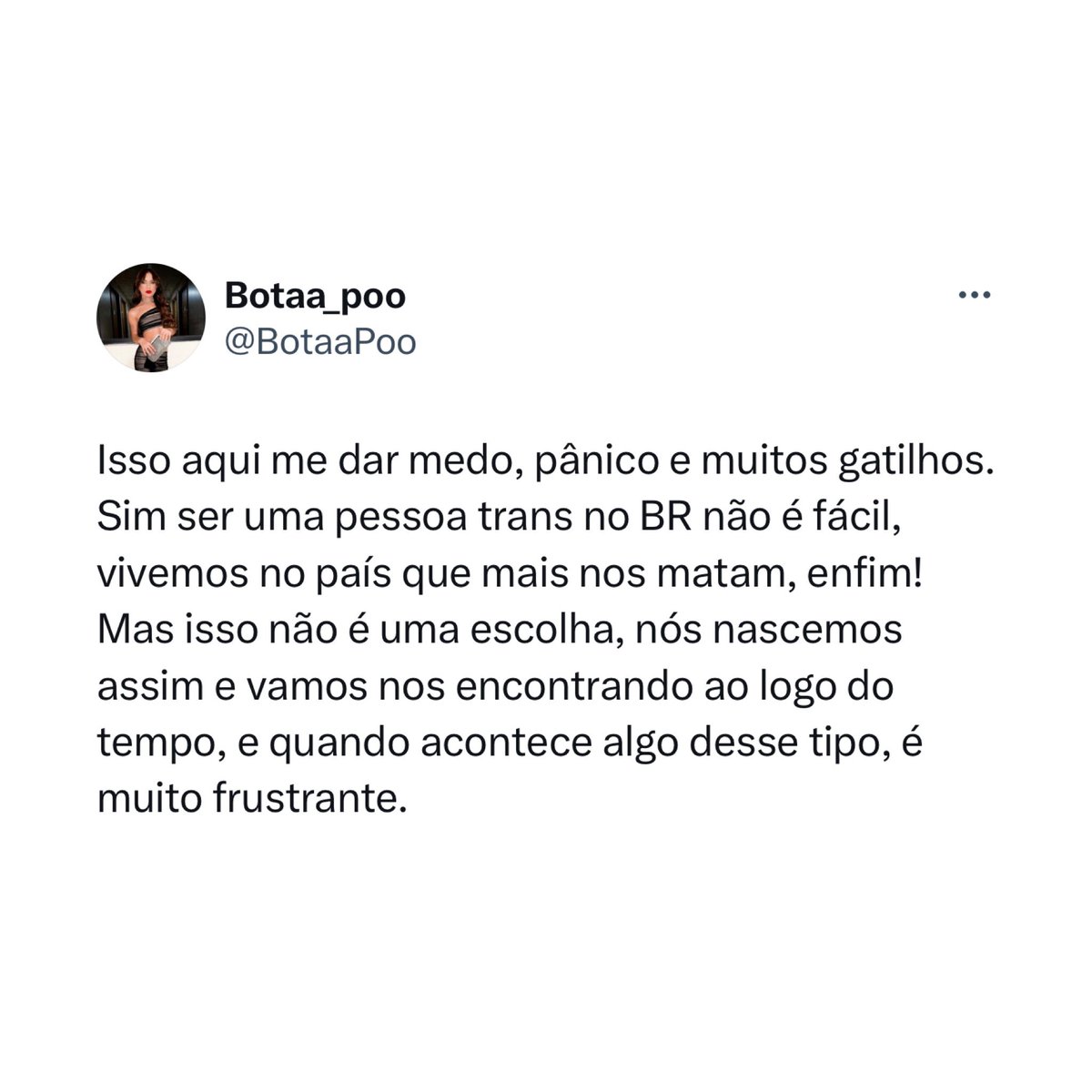 choquei's tweet photo. 🚨FAMOSOS: A influenciadora Bota Pó (Alexia Brito) se pronunciou após ver a “destransição” da amiga Catty Lares:

“Isso aqui me dá medo, pânico e muitos gatilhos. Isso não é uma escolha, nós nascemos assim e vamos nos encontrando ao logo do tempo”. https://t.co/kOY1EJ3eI2