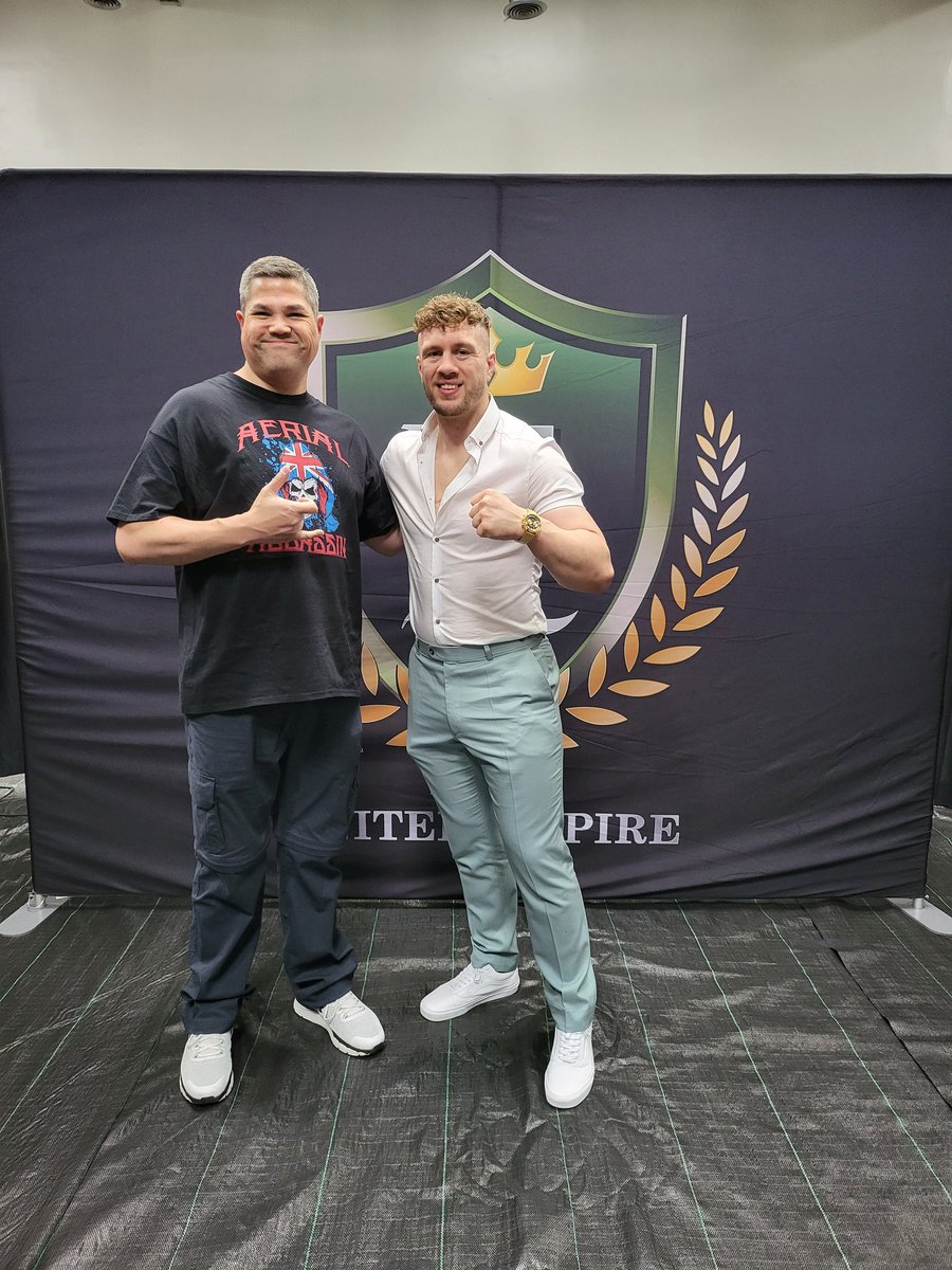 nbobrute's tweet photo. With @WillOspreay and @tanahashi1_100 https://t.co/ehIeFNMdTx