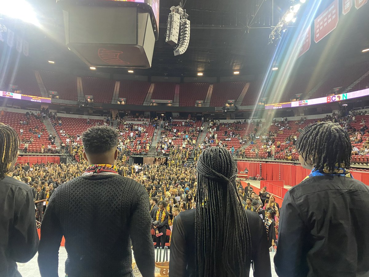 yvonhicks's tweet photo. BCON Ceremony 2023! Congratulations NWCTA Seniors! ❤️🎉 @NWCTAPrincipal @ClarkCountySch https://t.co/L2tw87OwYI