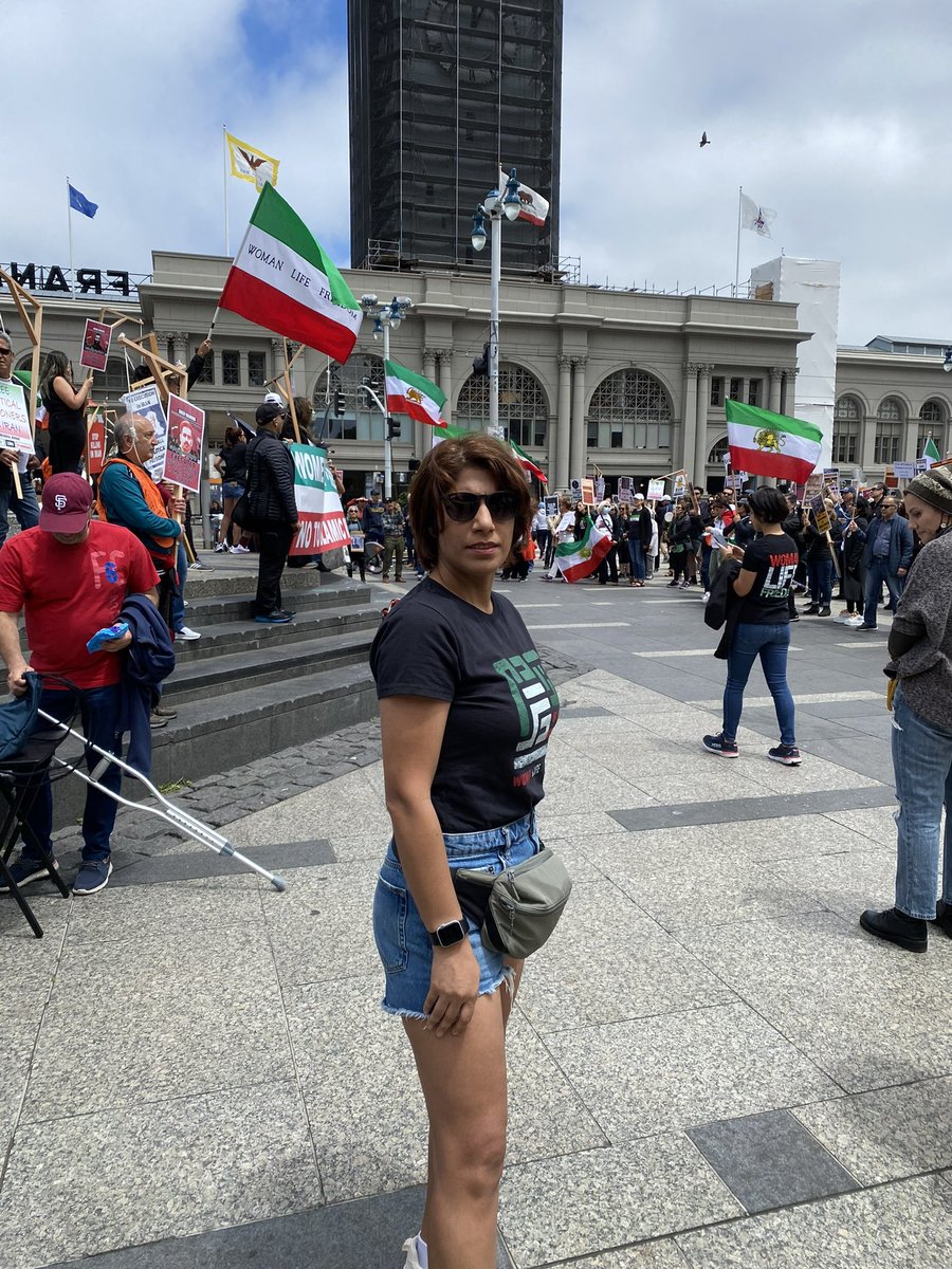 mia_cheraghian's tweet photo. Woman Life Freedom
#no_to_islamic_republic 
#StopExecutionsInIran 
May 20 #SanFrancisco #protest2023 https://t.co/Gz0AQfdb7v