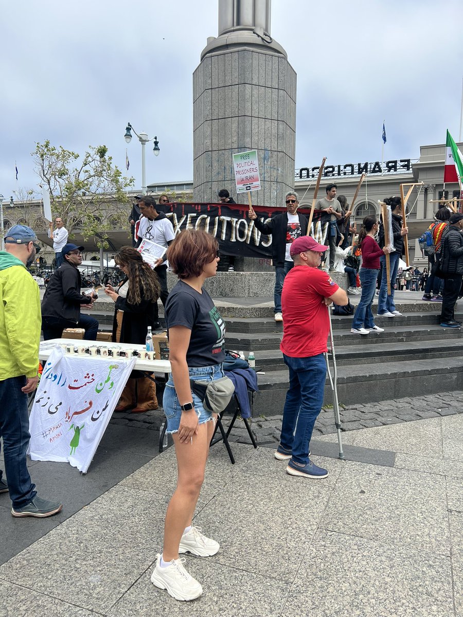mia_cheraghian's tweet photo. Woman Life Freedom
#no_to_islamic_republic 
#StopExecutionsInIran 
May 20 #SanFrancisco #protest2023 https://t.co/Gz0AQfdb7v