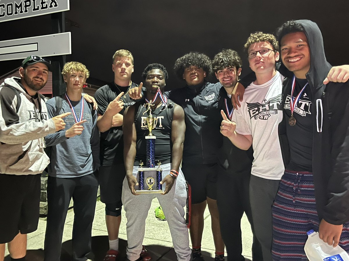 ehtthrowing's tweet image. Atlantic County Champs! 32 points from the throws squad! 💪🏼💪🏼💪🏼 #EHTPride