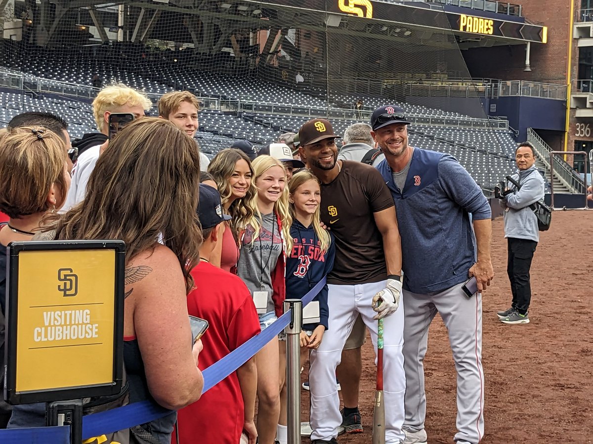 Gabrielle Starr on Twitter "So many Red Sox fans here this weekend. So many Boston Bogaerts