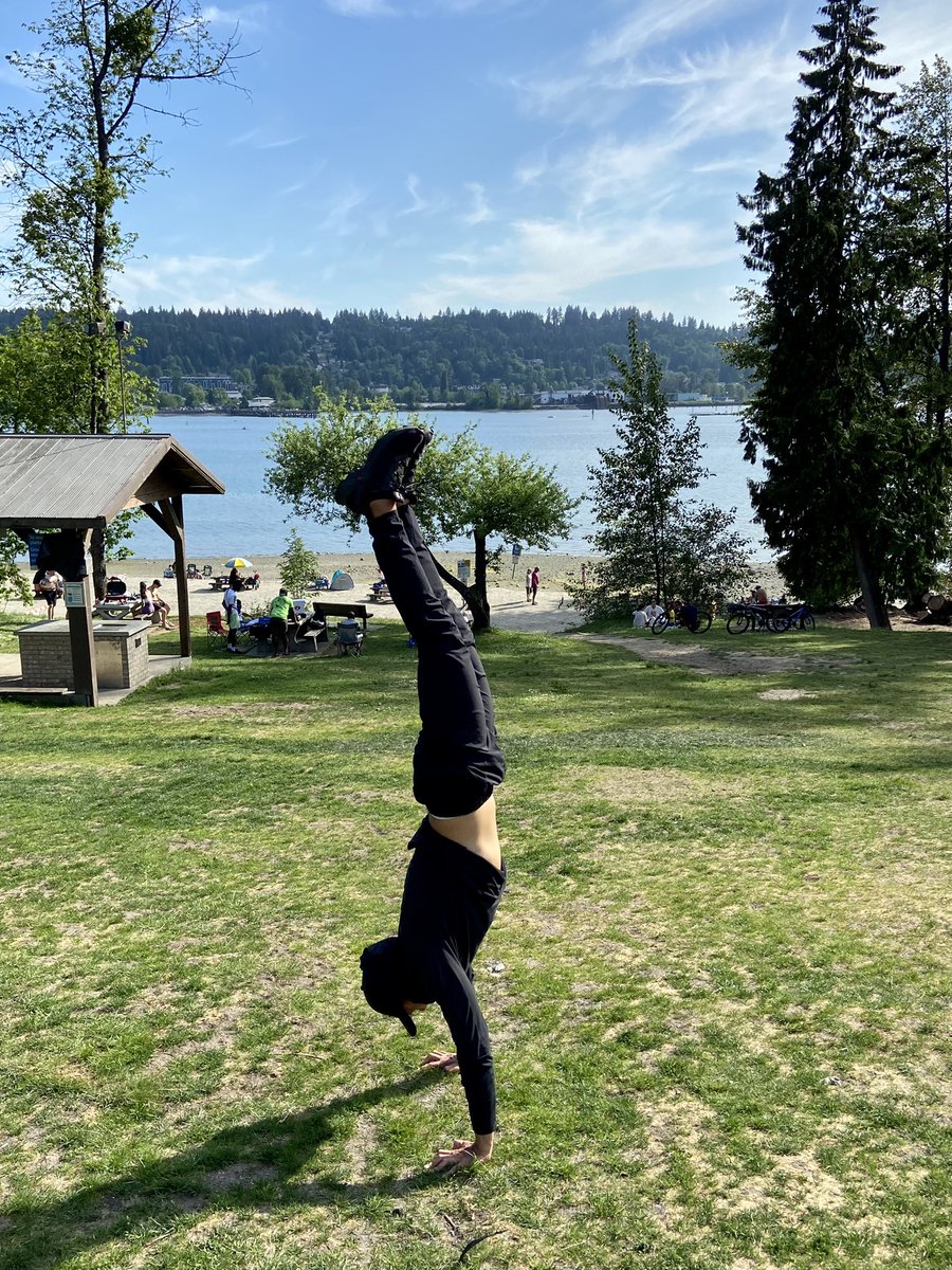 Bpbeernie's tweet photo. Handstand overlooking Rocky Point, Port Moody, on steep gradient https://t.co/PFoWJfkBhv