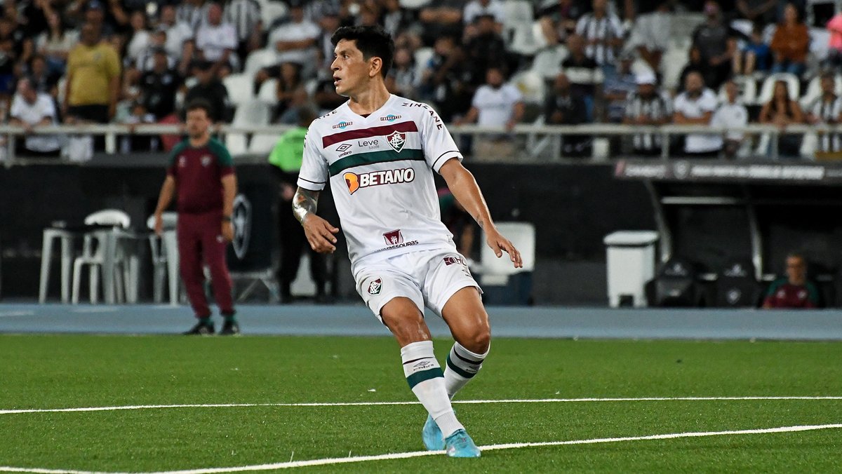 Fluminense não finalizou NENHUMA bola ao gol do Botafogo durante toda partida.

Dado surpreendente para esse time de Fernando Diniz, que tem Germán Cano no ataque.

Atuação praticamente perfeita da defesa.