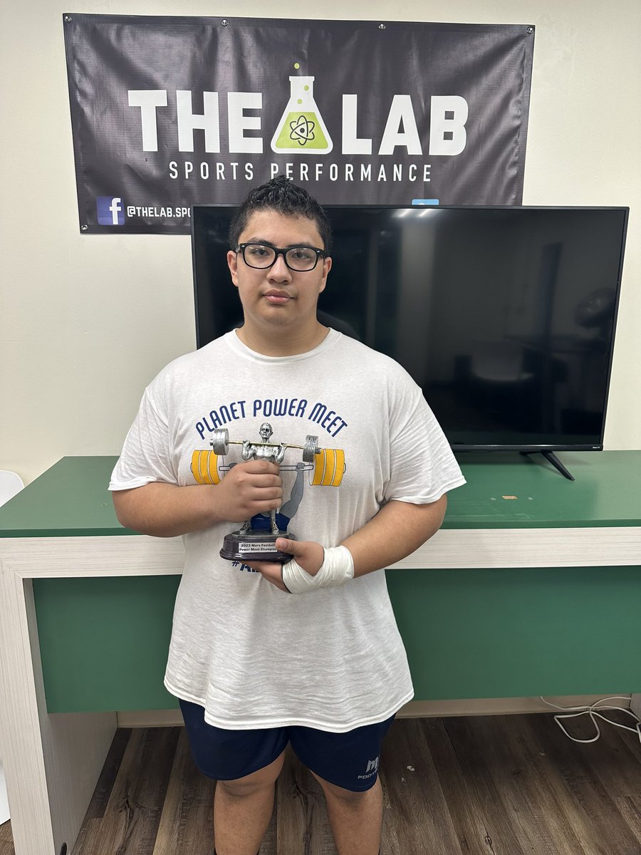 charlysteelers's tweet photo. @thelab_fb Hard work and sacrifice made the success thanks to @coachtricketts for the support and @CoachKasper for the guidance and confidence Josh be ready for the next level @MarsHSFootball #ALLIN #GoPlanets https://t.co/q05wruKv2J