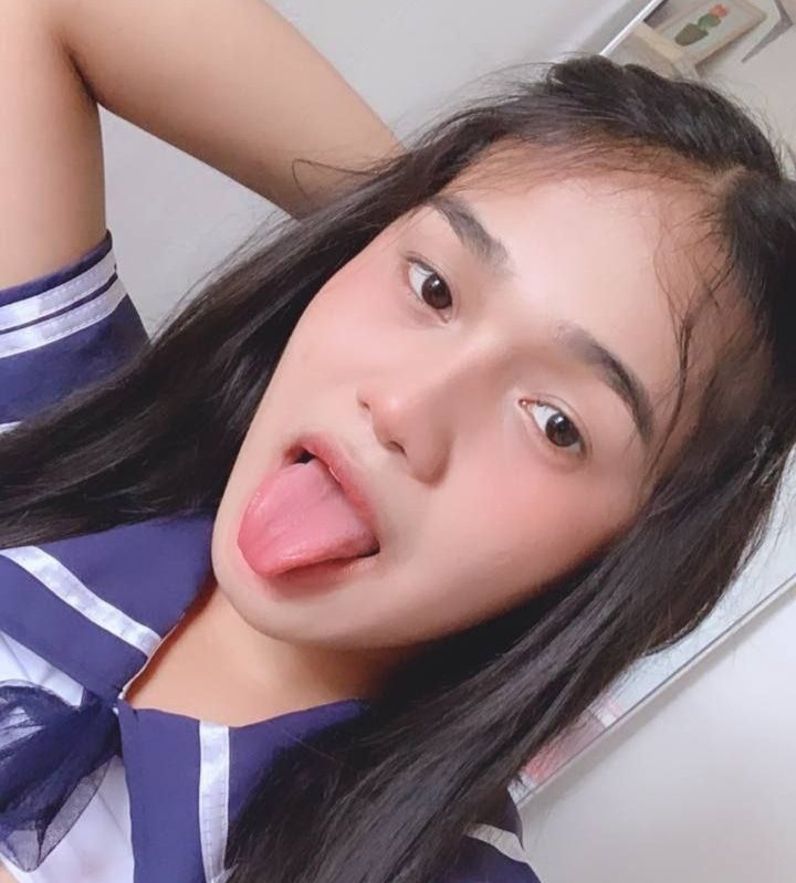 Bbyjane 💜 semoga bisa punya pacar se-nggemesin ini 🤭
.
20 pics 4 vids 📁
.
teraboxapp.com/s/1sf6LGYhzS26…

#ometv #DoodStream #VCS #asupanviral #DoodstreamViral