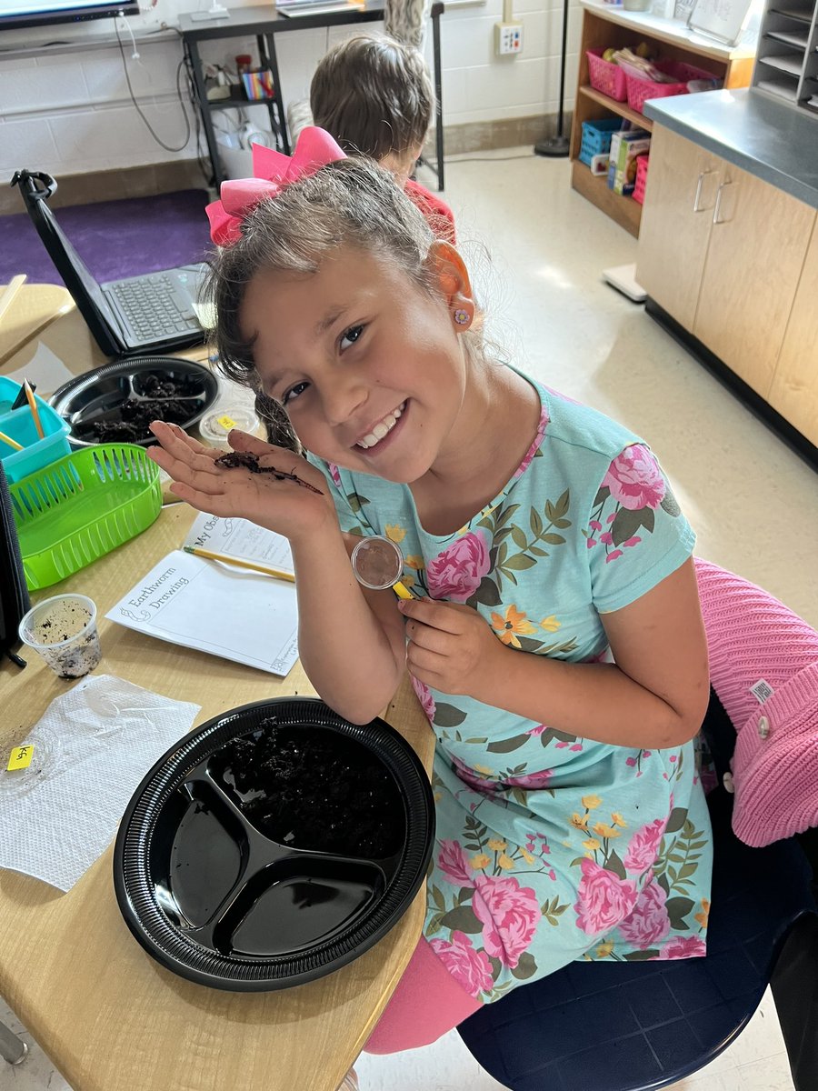 Lauren C. Gibson tweet media