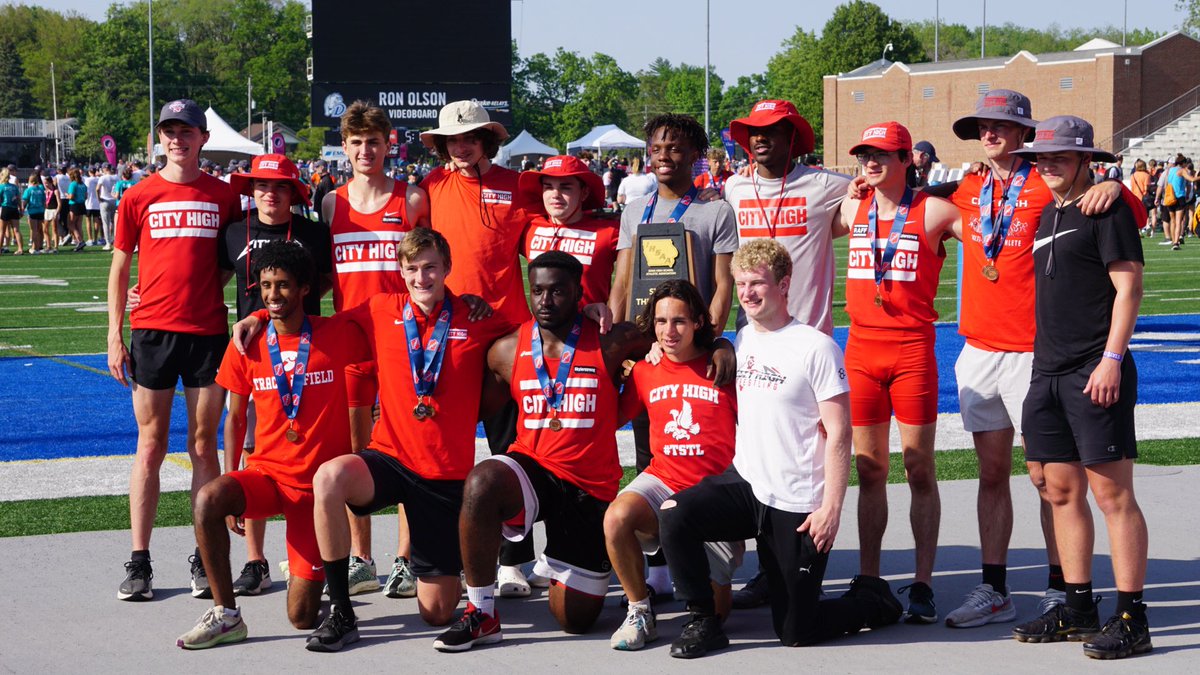 From the bottom of our hearts: thank you to this group of seniors. ❤️🤍

#TSTL