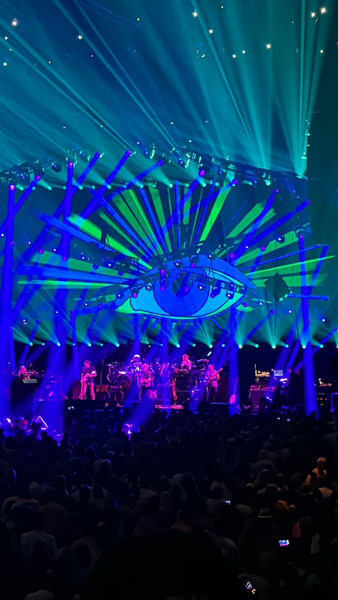 ropappas's tweet image. What an opening night! 🌹
@deadandcompany #DeadandCoFinalTour #DeadandCompany 

The Wheel
Sugar Magnolia
Black Muddy River