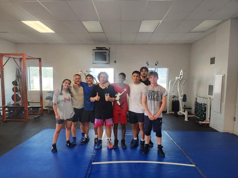 Good practice with <a href="/SalSilva6/">Salvador Silva</a> from <a href="/SEUFireWrestle/">Southeastern Wrestling</a> 🤙🙏