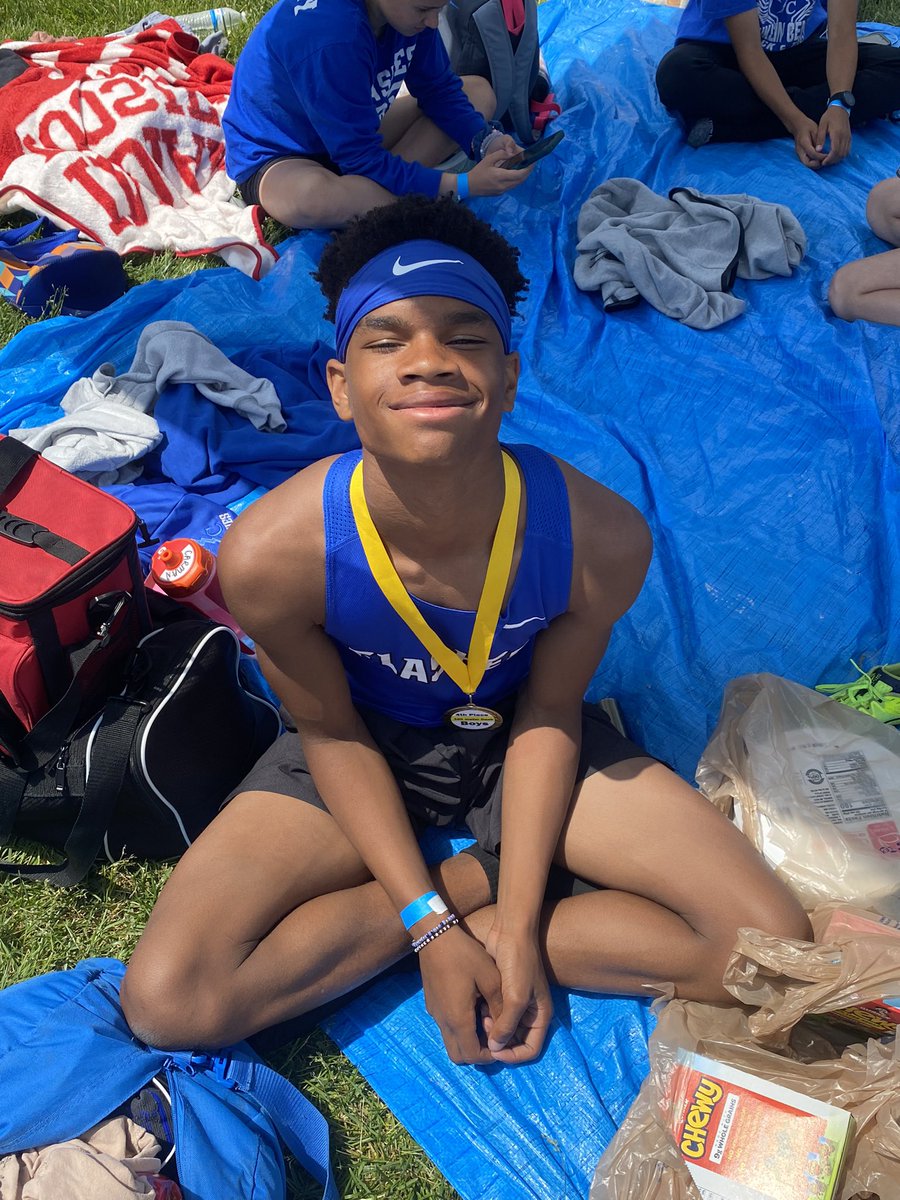 FTCSCFCJH's tweet photo. What a great day for our track and field team at the MS state championships! 
G 4x1 relay- 3rd
B 4x1 relay- 7th
B 4x4 relay- 7th
Nat V- 3rd in 2400. School record! 
Dennis 4th in both 100 and 200
Ian 5th in the 2400 and a school record in the mile! @FTCSC 
#weareflashes https://t.co/3Aoiz6pmFG