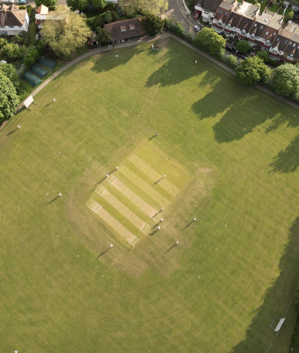 The John Innes just looks gorgeous in the sun, doesn't it 🌞

Today, the visitors here are <a href="/WallingtonCric/">Wallington CC</a>! 

There are also two more away games to round off the weekend:
Eagles vs <a href="/putneycricket/">Putney Cricket Club</a> 
Hawks vs @OldFreemensCC 

📸 <a href="/EdwardFoley/">Edward Foley</a> 

#WeAreMerton