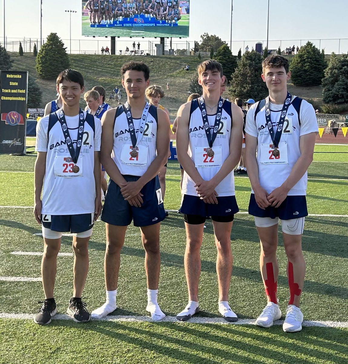 T.J. Hilsinger (@tjhilsinger) on Twitter photo 4x400 of Koyo Sone, Mason Dolezal, Elliott Nottlemann and Kole Bacon finish 5th with a time of 3:30.29 which also breaks their school record. Diving finish at the line from Mason. <a href="/ENottlemann/">Elliott Nottlemann</a> 4x400 of Koyo Sone, Mason Dolezal, Elliott Nottlemann and Kole Bacon finish 5th with a time of 3:30.29 which also breaks their school record. Diving finish at the line from Mason. <a href="/ENottlemann/">Elliott Nottlemann</a>