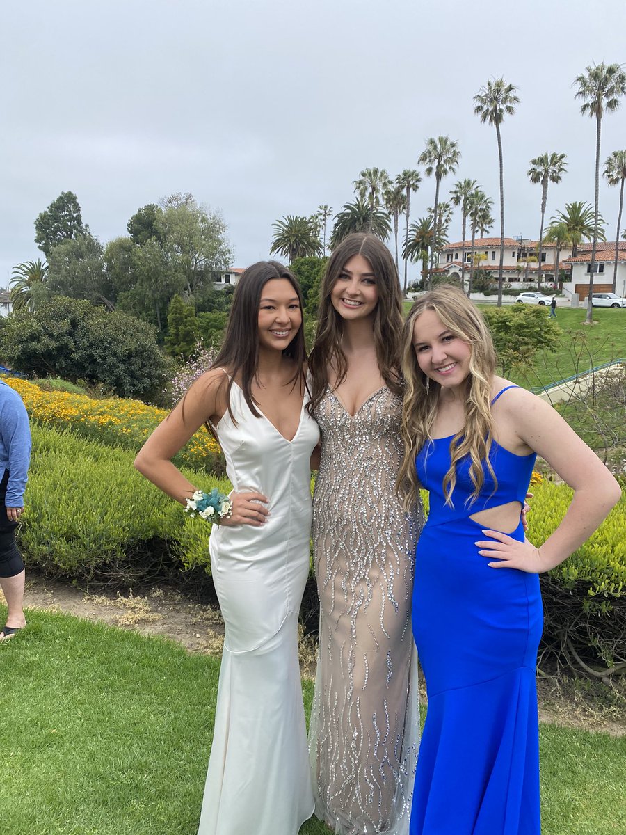 FVHS Prom. Teachers daughters!  They are so beautiful!  <a href="/paullopez63/">FVHSPRINCIPAL</a> <a href="/jspringer5/">Jane Springer</a>