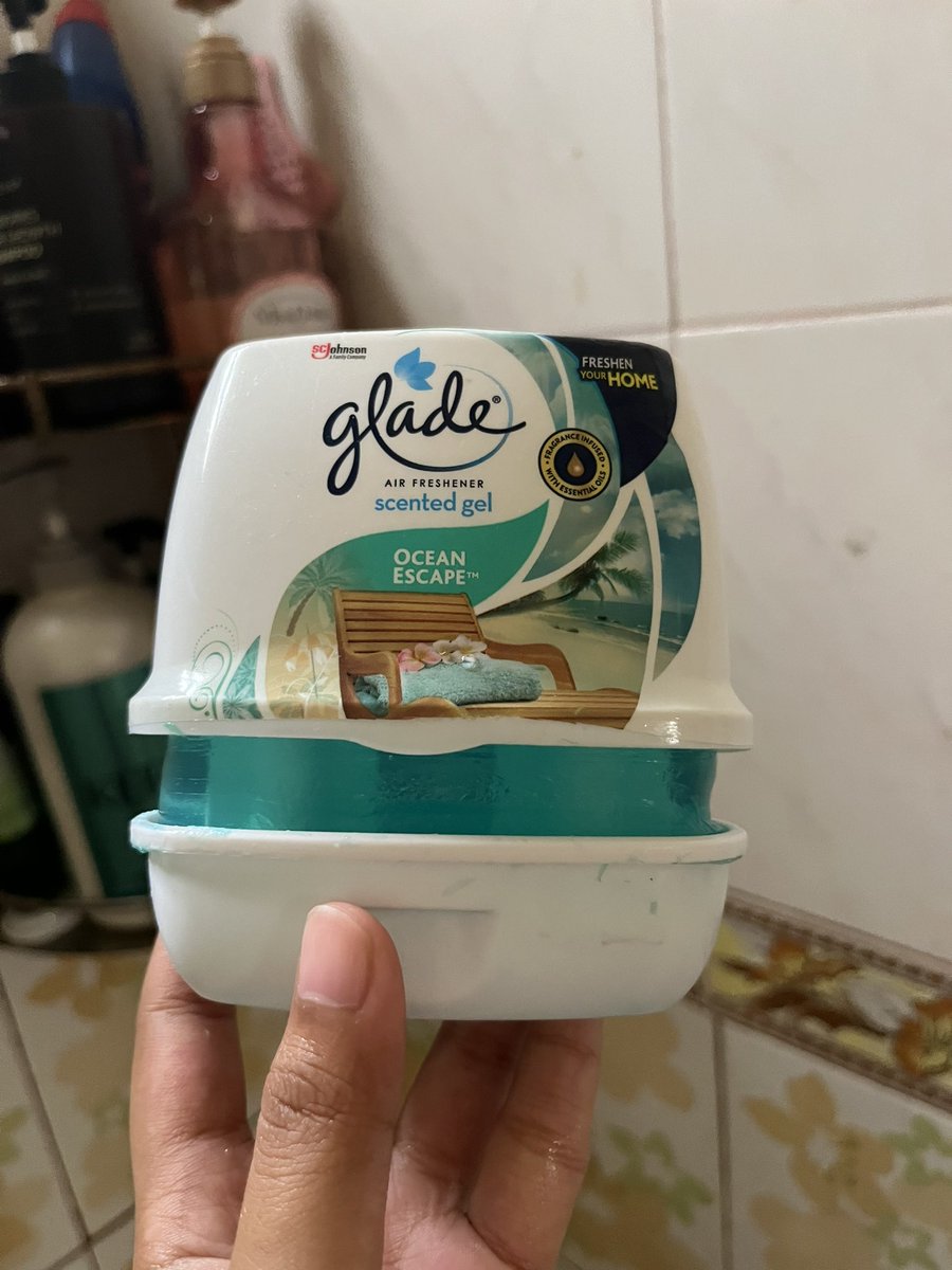 Ɑղɑ on Twitter "Pake glade scented gel di wc ternyata wanginya lebih