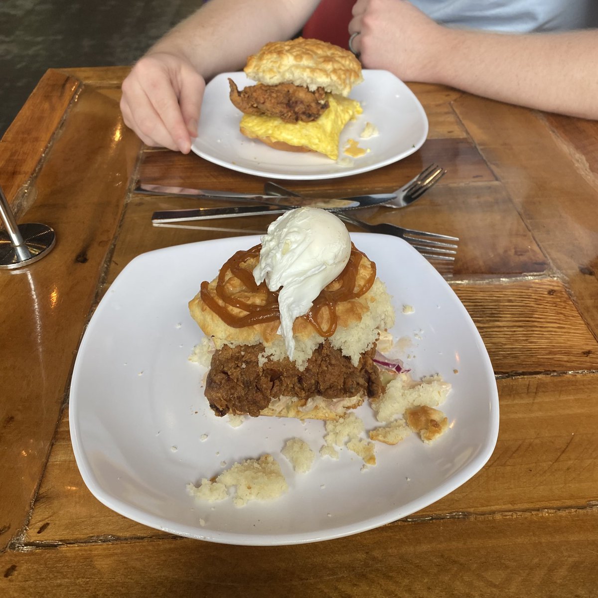 glitchchic's tweet photo. Went to a southern biscuit breakfast cafe, super cute, but I am still not big on the southern sweet breads + chicken trend. https://t.co/sY1bMxV8dR