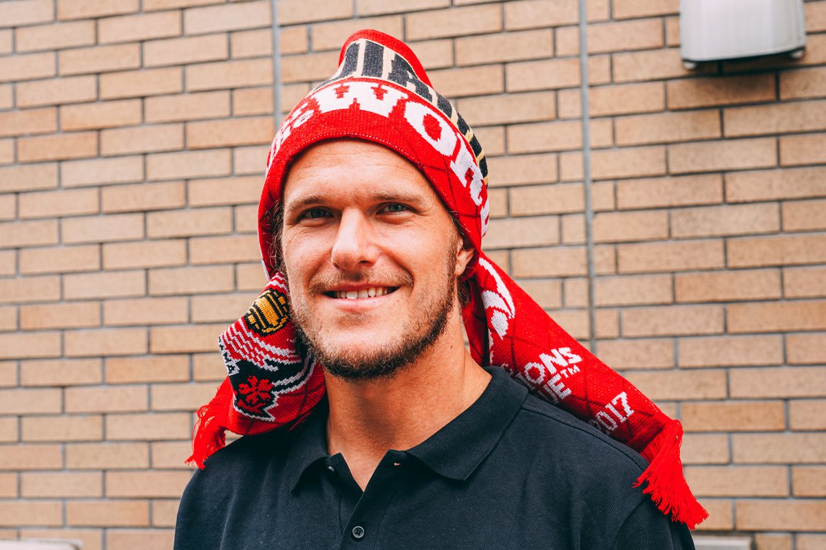 これが本当の #ショレ巻き 📸 ✓優勝記念ニットマフラー 詳細はこちら