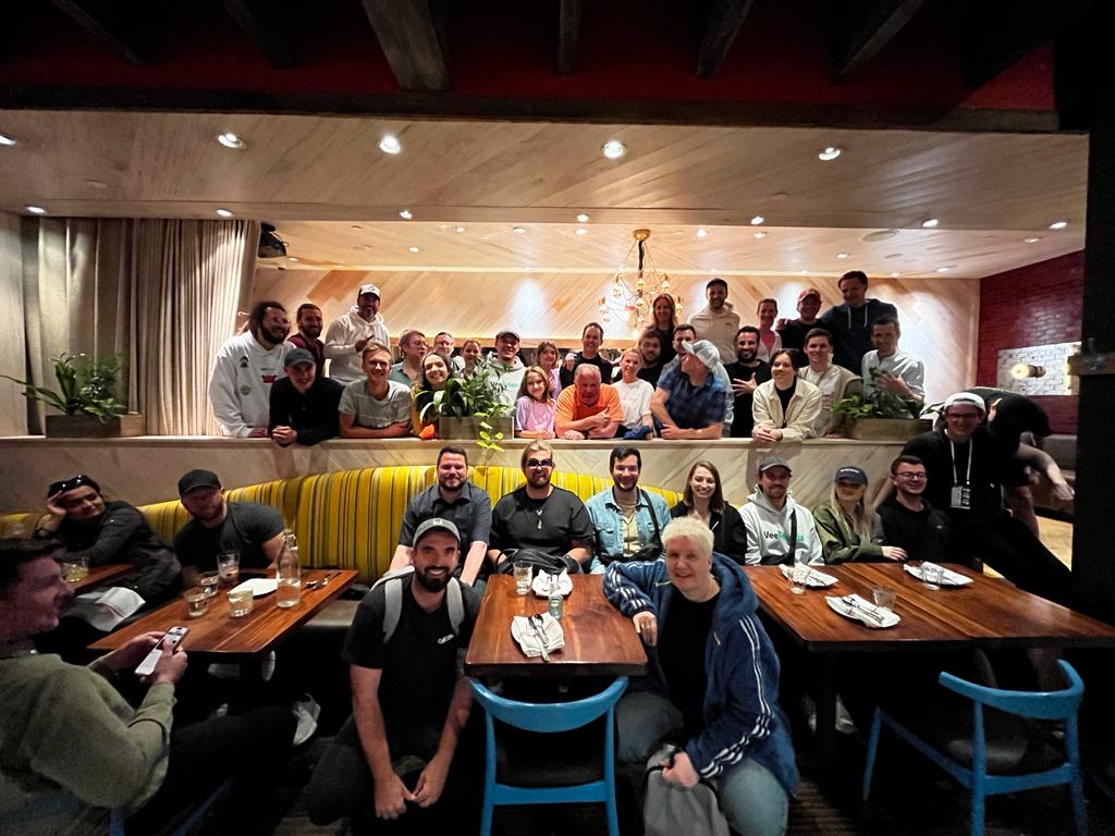 German <a href="/veefriends/">VeeFriends</a> meetup at <a href="/veecon/">VeeCon</a>. <a href="/VF_Deutsch/">VeeFriends Deutsch (Fanpage)</a> <a href="/garyvee/">Gary Vaynerchuk</a> <a href="/krainak/">Andy Krainak</a>