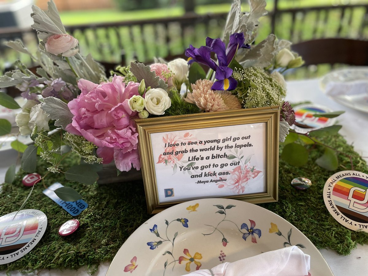 TNAdvocatesPP's tweet image. At event in Rutherford County where Darlene Leong Neal asks “what would it be like if we were in the supermajority?”. She says “many issues, one fight” #radicalimagination