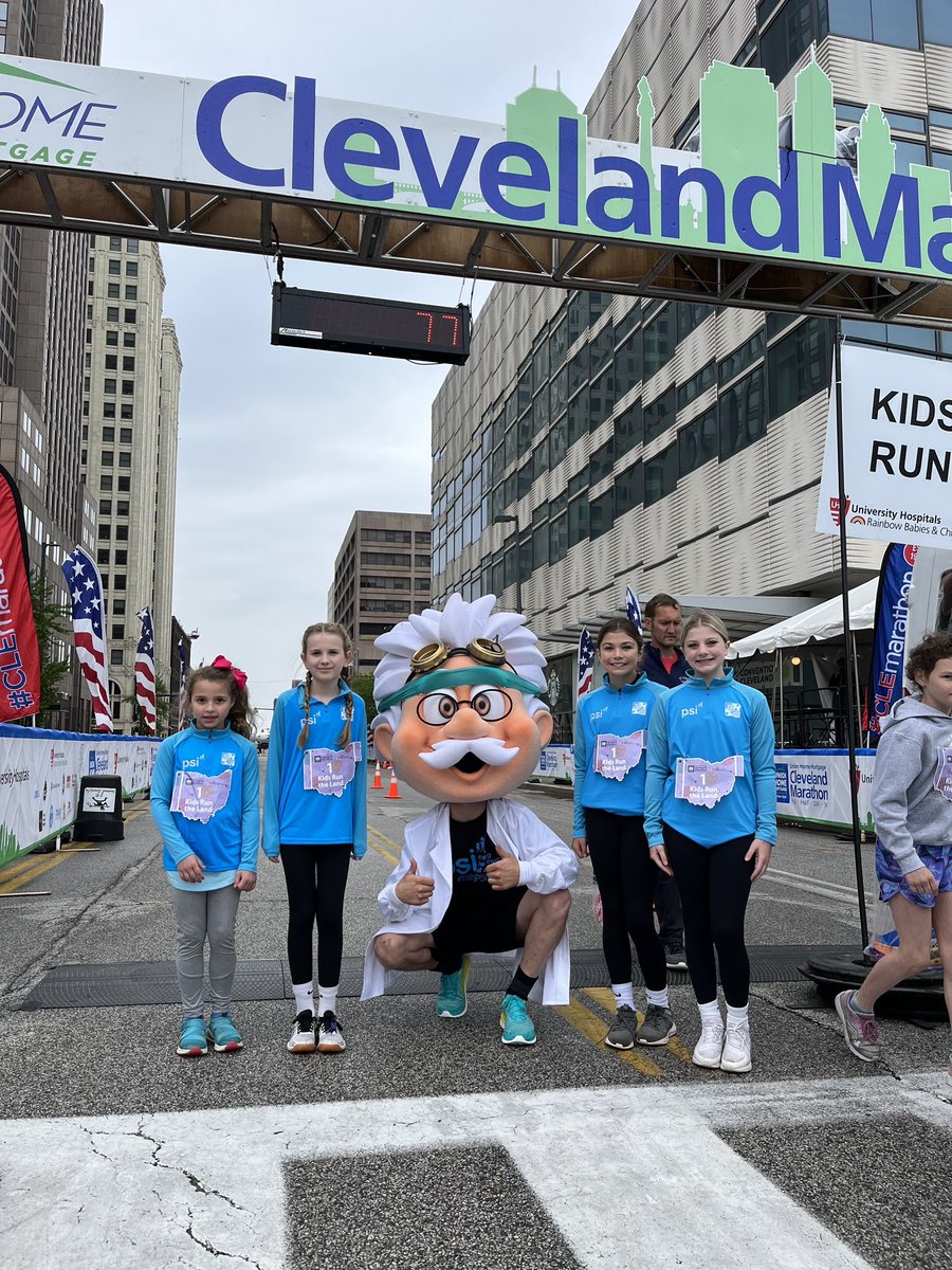 psisolutions's tweet photo. It was a GREAT event at the @UHRainbowBabies Kids Run! ☀️

#TeamPSI had so much fun and the Professor did too!
 
#PSIrunsCLE #WholeChild #CommunityGiveBack #clevelandmarathon https://t.co/ZavOQHjmJ3