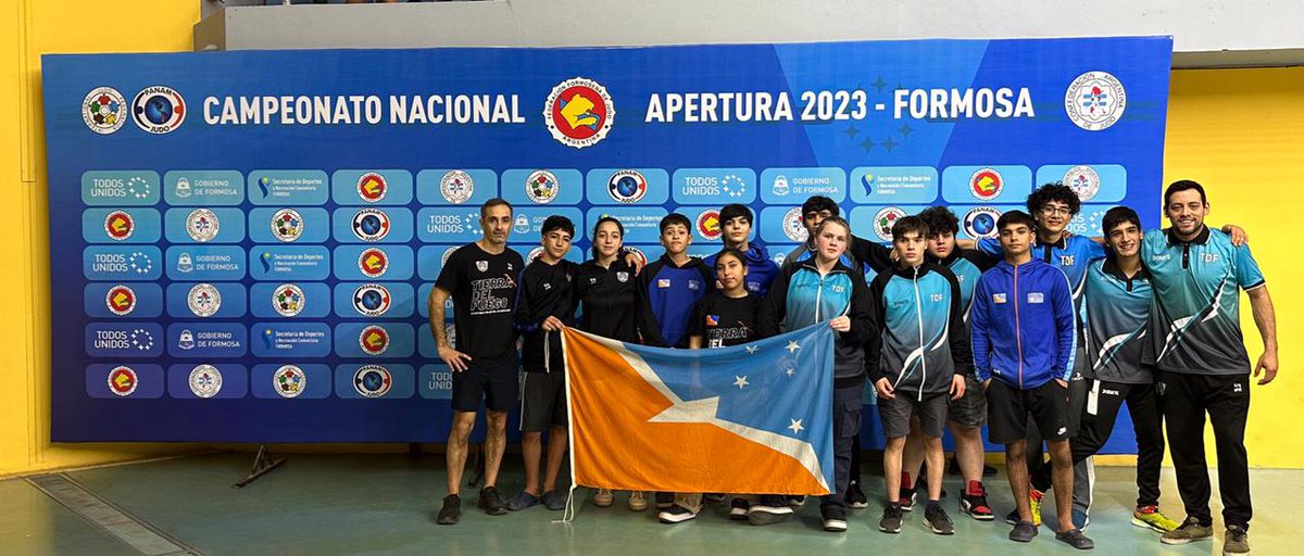 imdushuaia's tweet photo. 🥋AGUSTINA VERA participó

🥋JULIÁN GÓMEZ participó

🥋MISAEL CASAGRANDE participó

Felicitaciones 👏👏 a todo el equipo 

@WalterVuotoTDF @UshuaiaMuni
@Desnunavarro @Flores16Mery
@edu_garay_tdf @Ramiro_Bravo1

#GestiónWalterVuoto #EscuelaMunicipal #IMD2023 #ATuLado https://t.co/os9pa0z6q2
