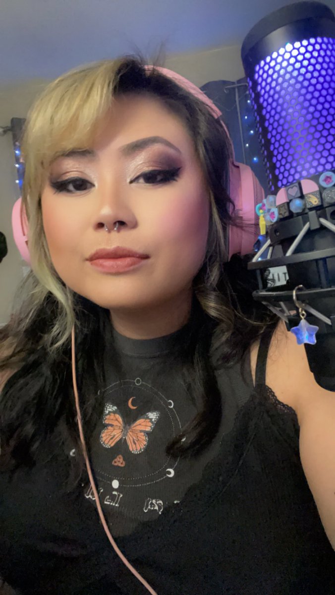 IT’S DND DAY. Plants vs Zombies vs Comrades  twitch.tv/dndgens