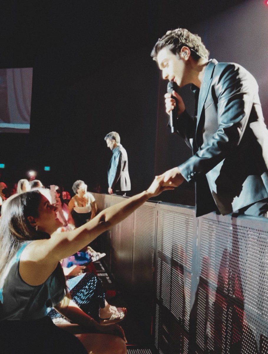 𝚅𝚒𝚟𝚒🇵🇷 tweet media