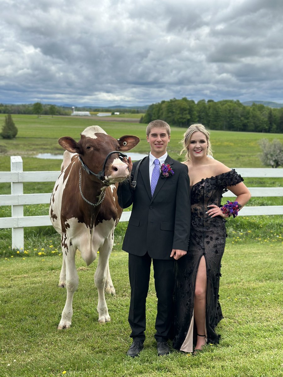 Hold on tight! It’s Junior Prom for Justin and Laken!