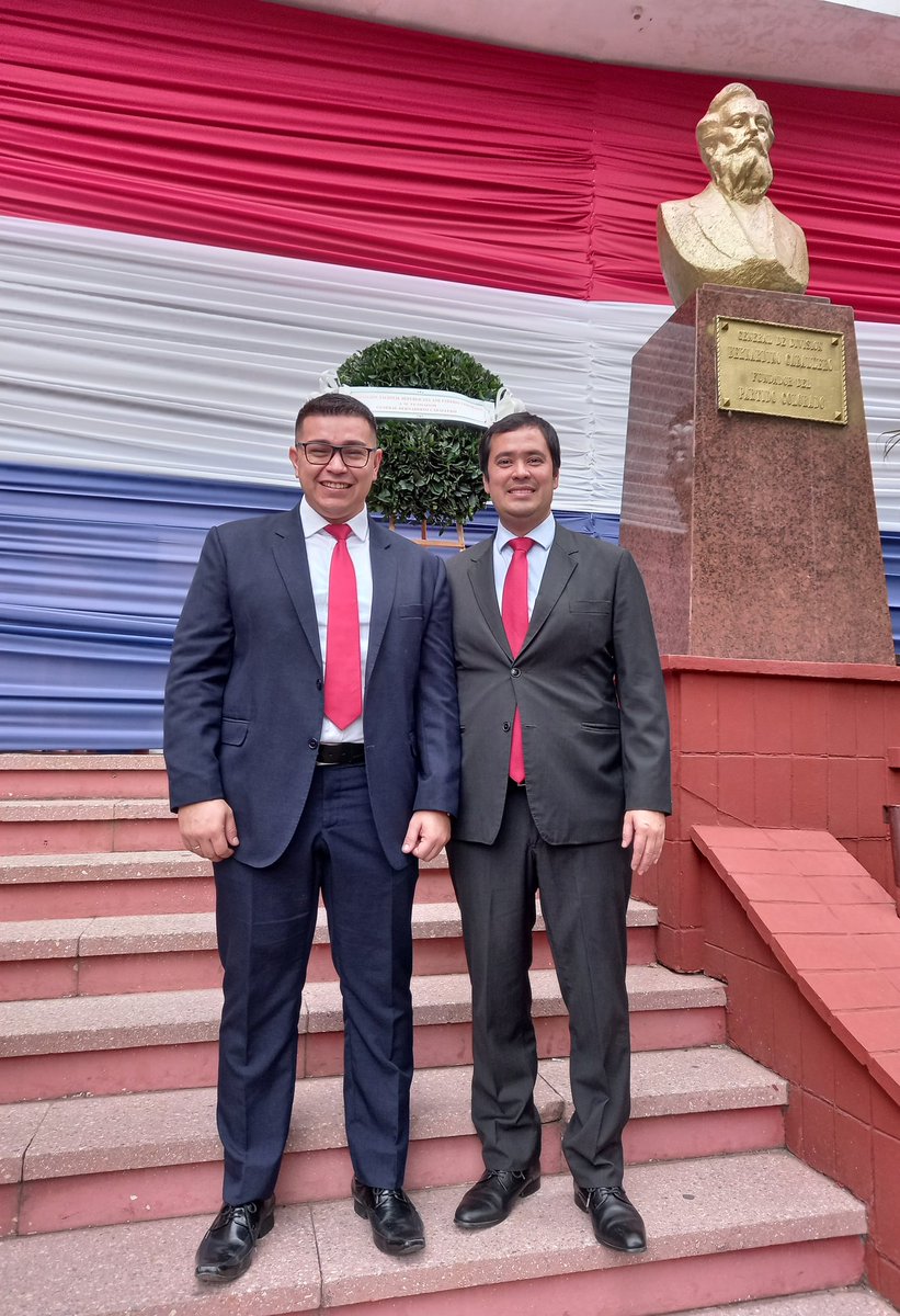 tomyjtg's tweet photo. Participe en la Junta de Gobierno el acto de homenaje al Fundador del Glorioso Partido del Partido Colorado, General Bernardino Caballero, con motivo del aniversario de su Natalicio. Tadeo Roj @tadeorojasm, Tesorero de la ANR y José Ocampos #IRPE dieron un mensaje republicano. https://t.co/hWER025e9b