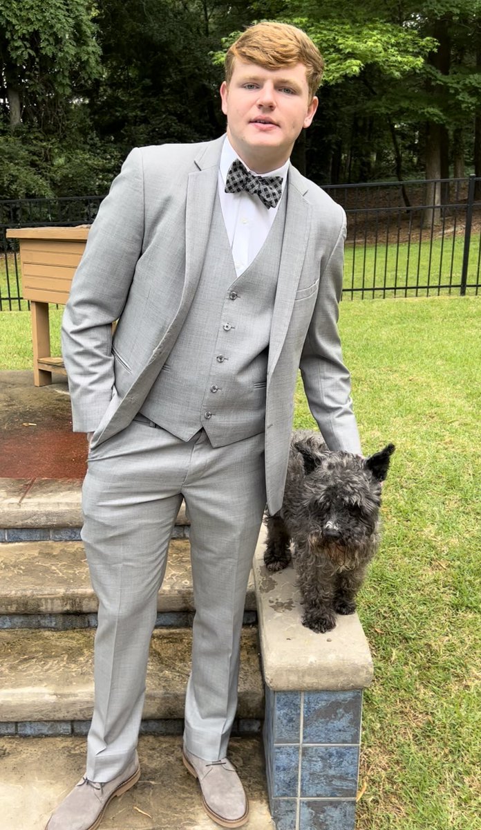 GregRoss2One's tweet image. Last Dance! #prom2023