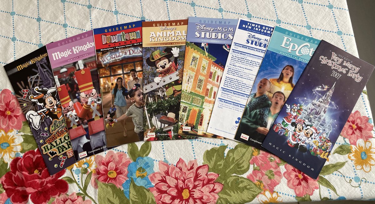 StephieLongoria's tweet photo. Disney World Park Maps 2007! Original MGM Studios last map before they changed the name to Hollywood Studios! #disneyworld #parkmaps #disney https://t.co/jdq65lN6Zb